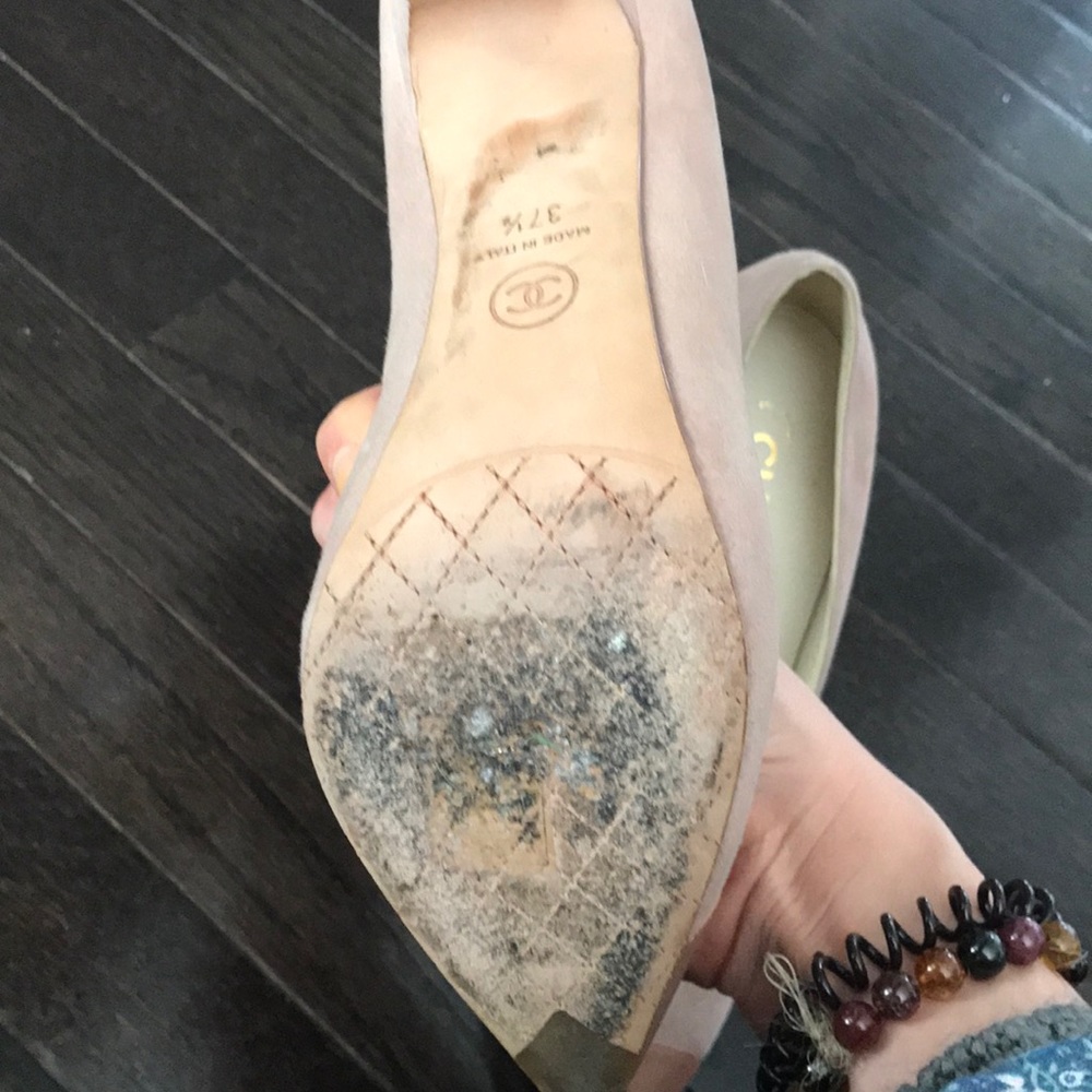 shoes - Picture 2 of 3